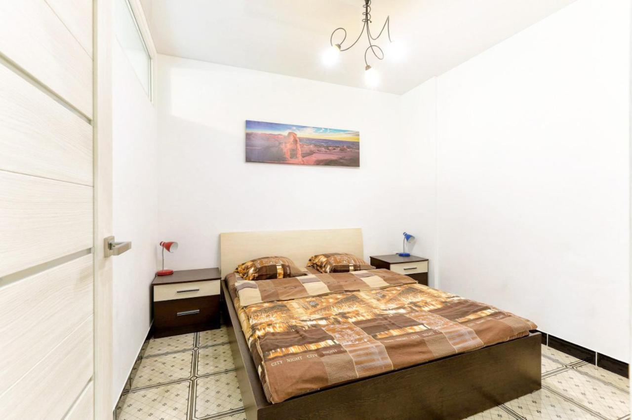 Apartment Zlata Minsk Esterno foto